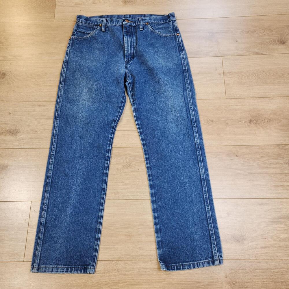 Wrangler 13MWZ Jeans Mens 36x31 Blue Med Wash Cowboy Cut Straight Denim Western